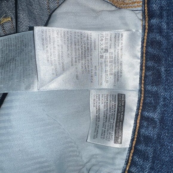 Levis Denim Mini Skirt Distressed Frayed Hem Blue Jean Casual Womens Size 31 - Picture 6 of 10